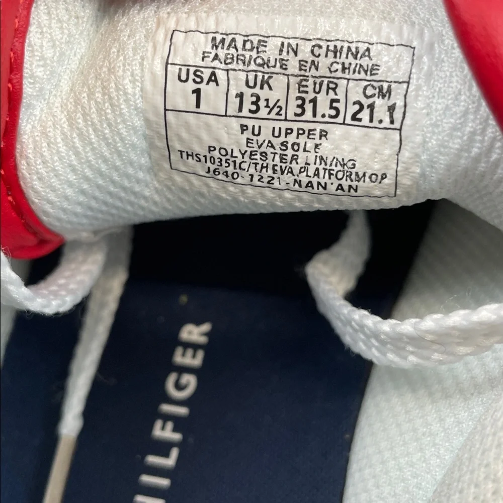 Tommy Hilfiger White Faux Leather Sneakers Youth Size 1 Navy Red Trim